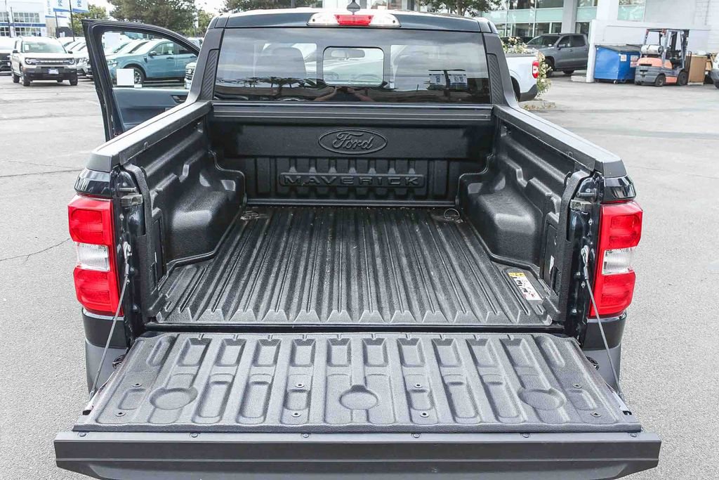Used 2023 Ford Maverick Lariat FWD image 31
