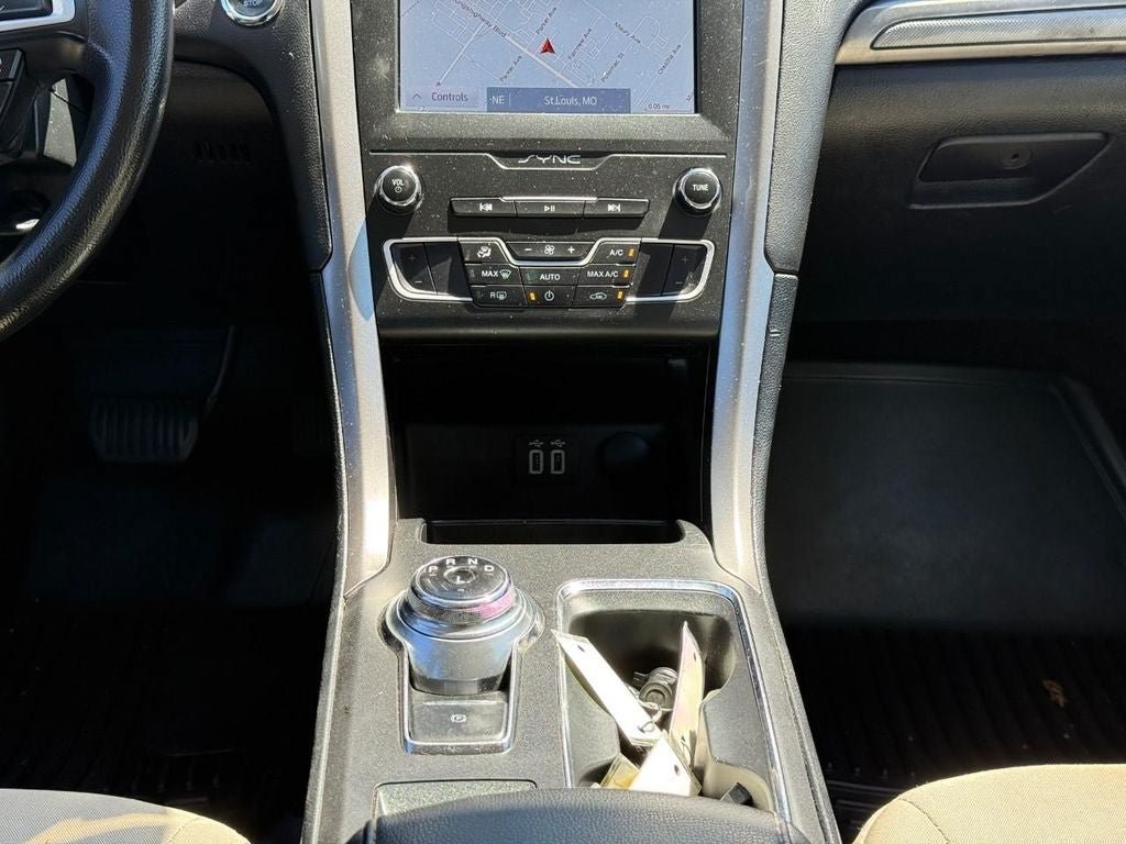 Used 2020 Ford Fusion S FWD image 15
