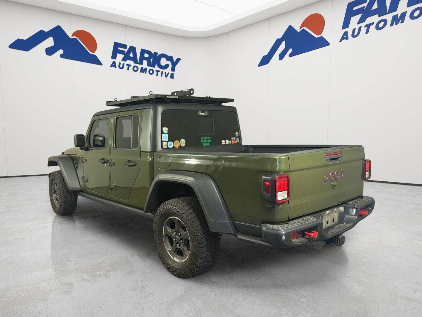 Used 2021 Jeep Gladiator Rubicon AWD/4WD image 2