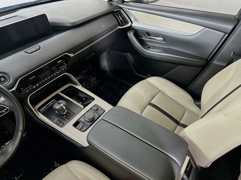 Certified 2024 MAZDA CX-90 3.3 Turbo w/ Premium Package image 32