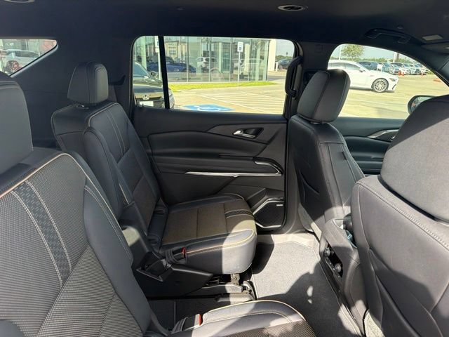 Used 2026 Chevrolet Traverse High Country FWD image 19