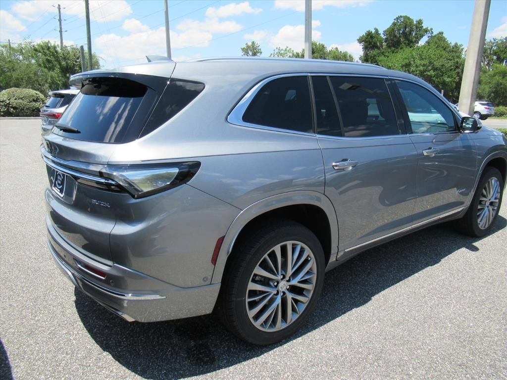 New 2026 Buick Enclave Avenir w/ Super Cruise Package FWD image 6