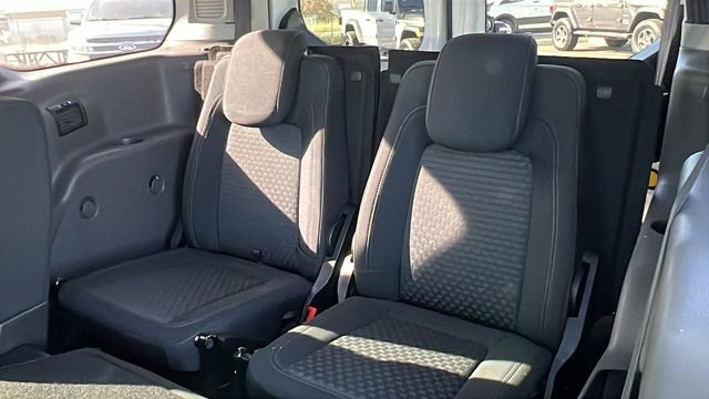 Used 2022 Ford Transit Connect XLT image 19