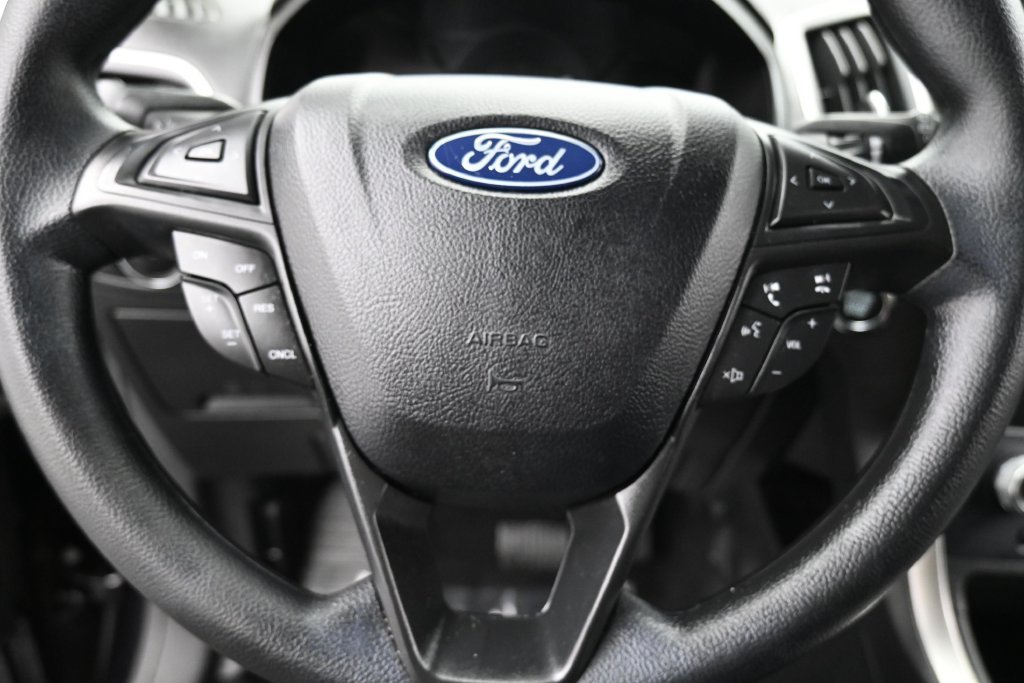 Used 2024 Ford Edge SE w/ Black Appearance Package AWD/4WD image 13