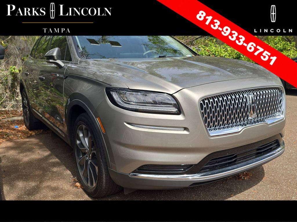 Used 2023 Lincoln Nautilus Reserve w/ Class II Trailer Tow Package image 2
