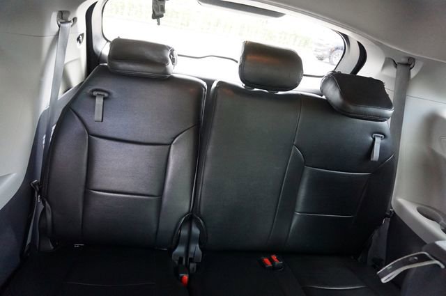 Used 2022 Toyota Sienna LE FWD image 18