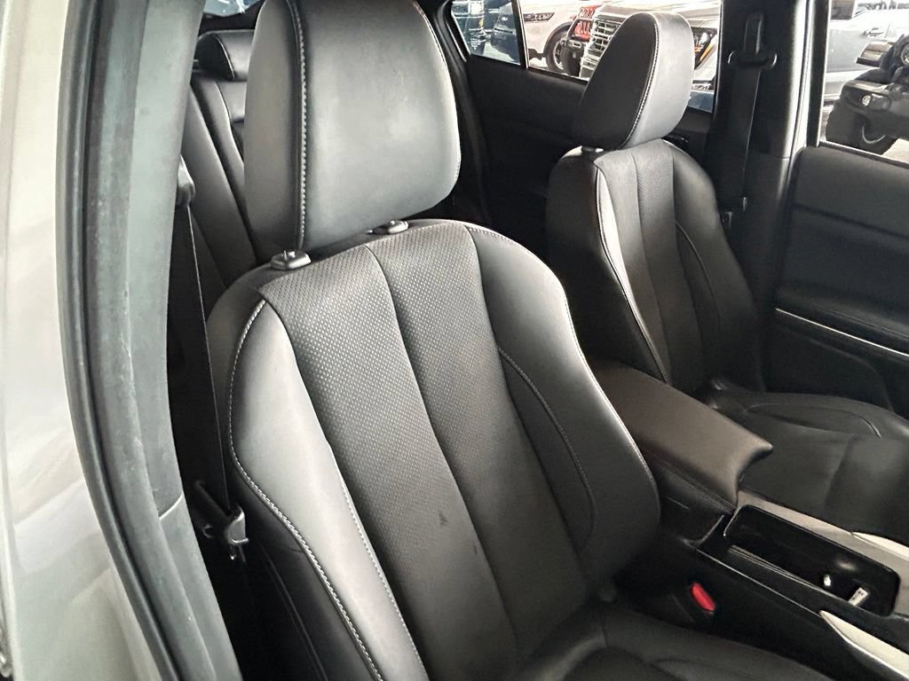 Used 2022 Mitsubishi Eclipse Cross SE FWD image 38