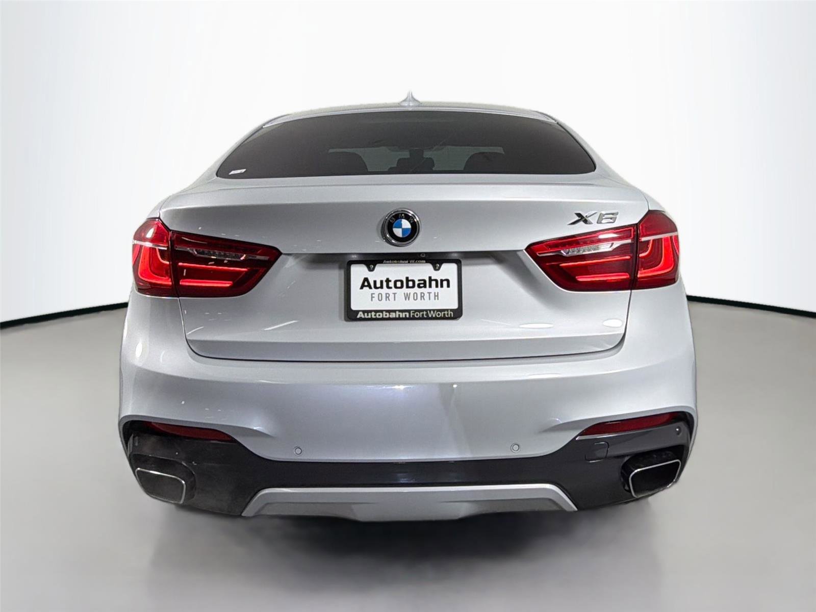 Used 2017 BMW X6 xDrive50i w/ M Sport Package AWD/4WD image 6