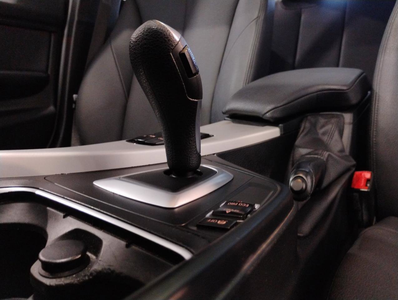 Used 2017 BMW 320i Sedan image 71