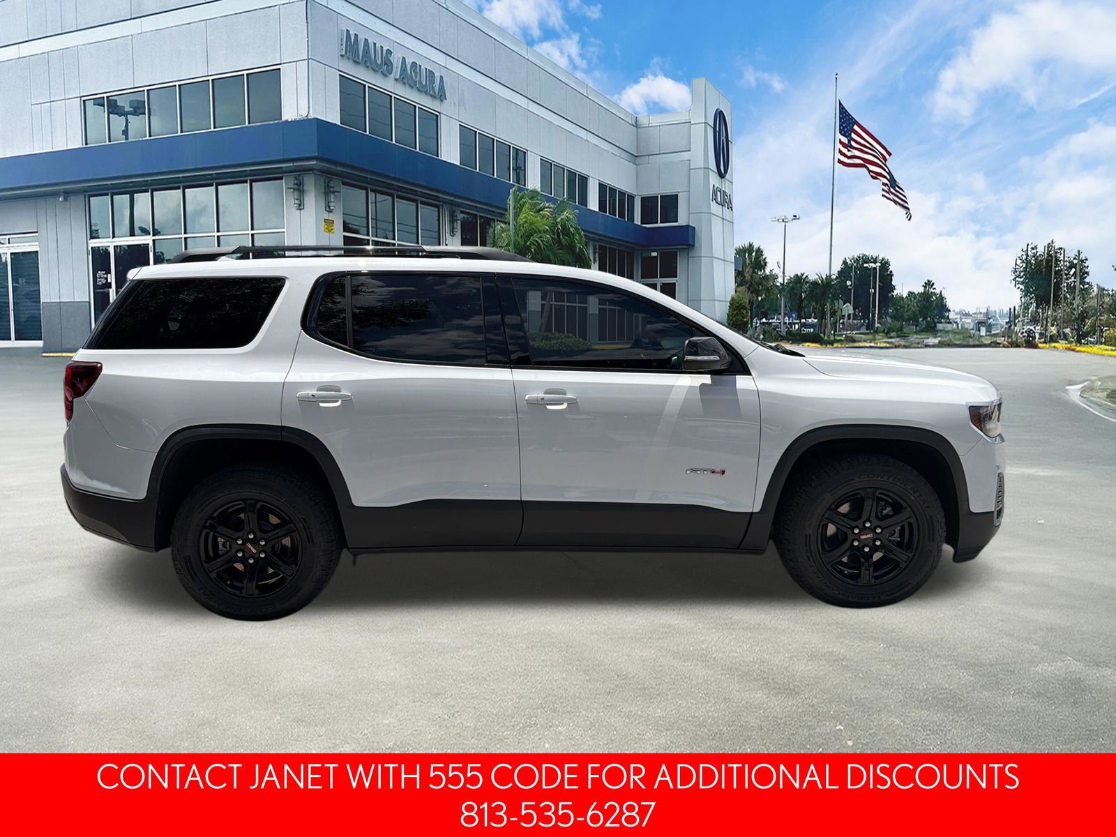 Used 2023 GMC Acadia AT4 w/ Technology Package AWD/4WD image 3