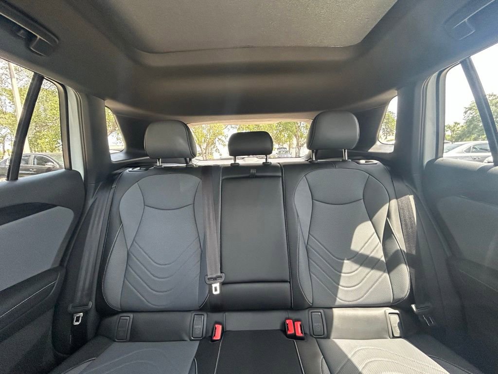 New 2026 Volkswagen Tiguan SE R-Line FWD image 13