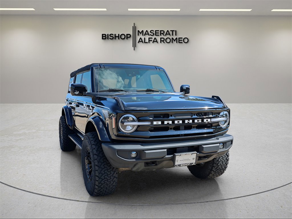 Used 2022 Ford Bronco Outer Banks image 1