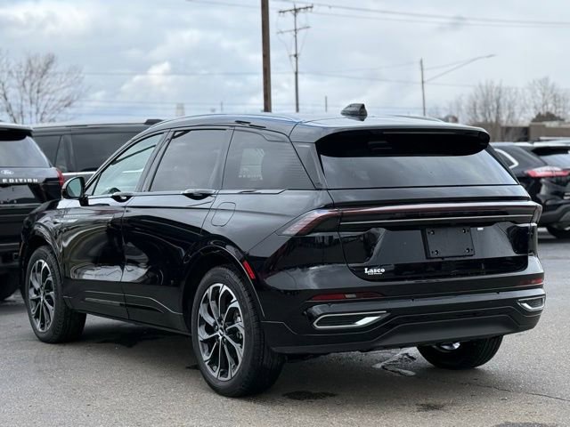 Used 2025 Lincoln Nautilus Reserve image 51