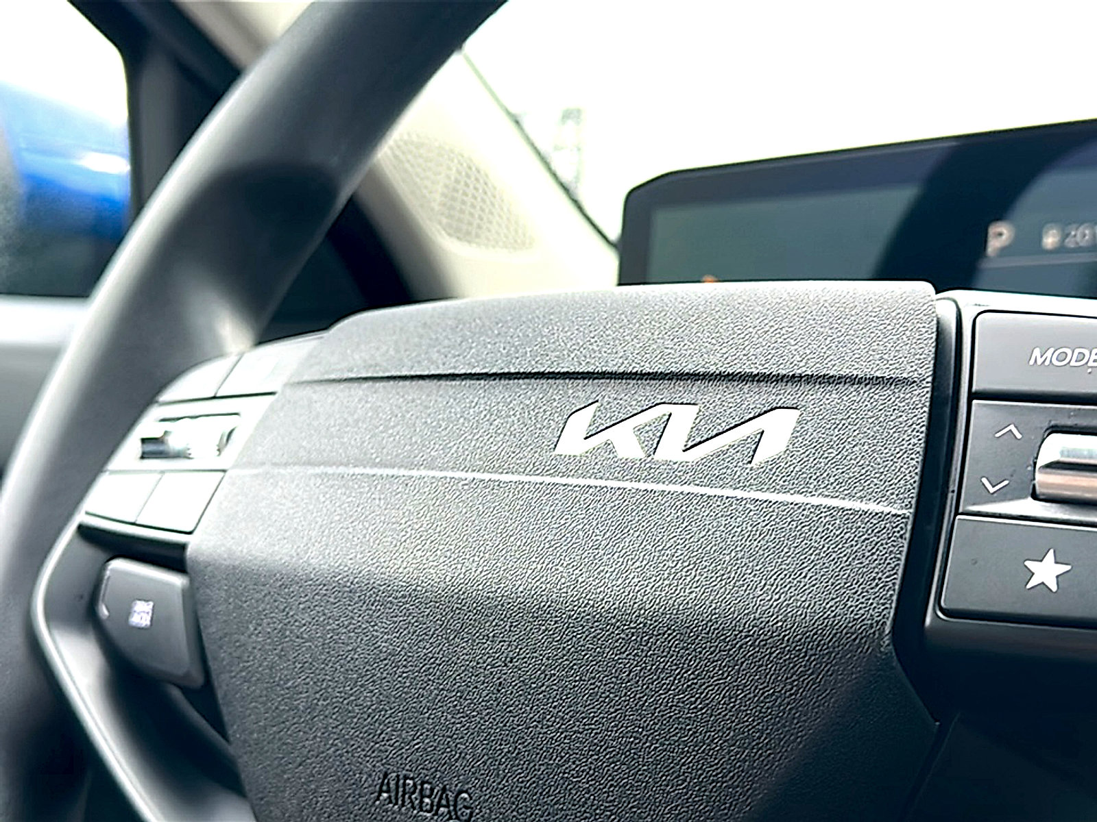 Used 2025 Kia K4 FWD image 30