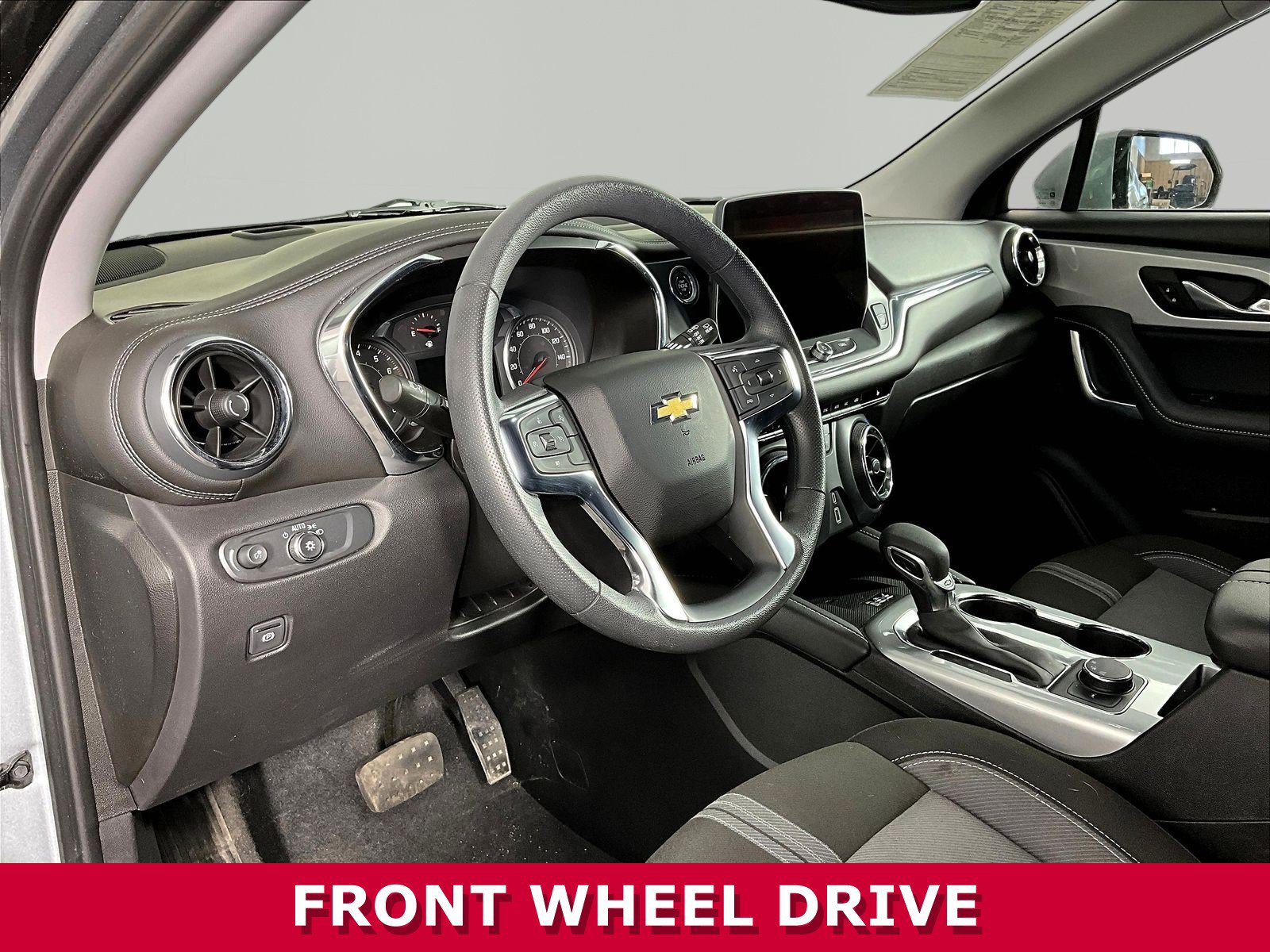 Used 2024 Chevrolet Blazer LT w/ Convenience Package FWD image 15