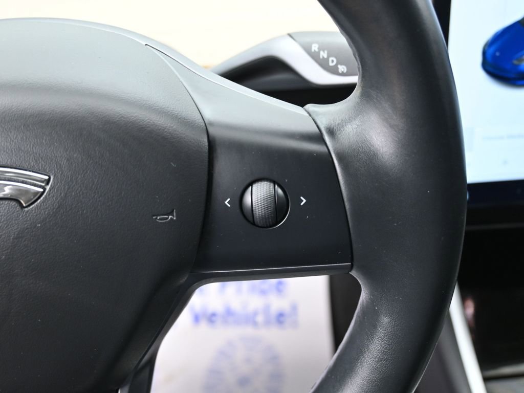 Used 2017 Tesla Model 3 Long Range image 18