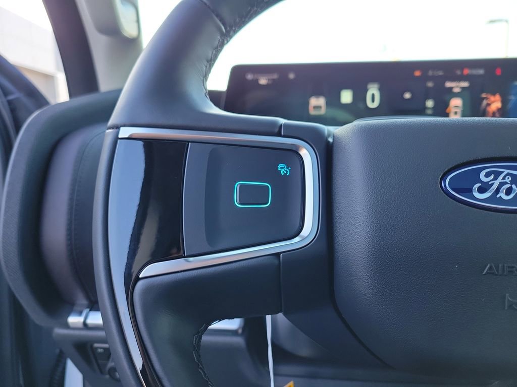 New 2025 Ford Expedition Platinum w/ Platinum Ultimate Package image 24