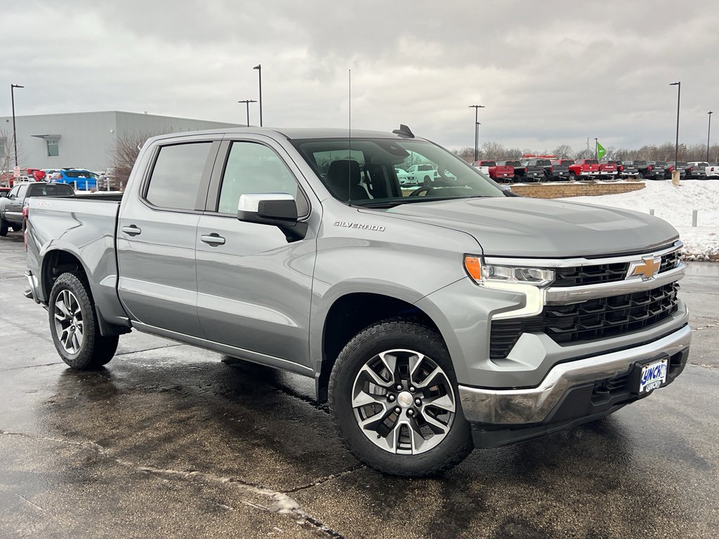 Used 2024 Chevrolet Silverado 1500 LT image 5