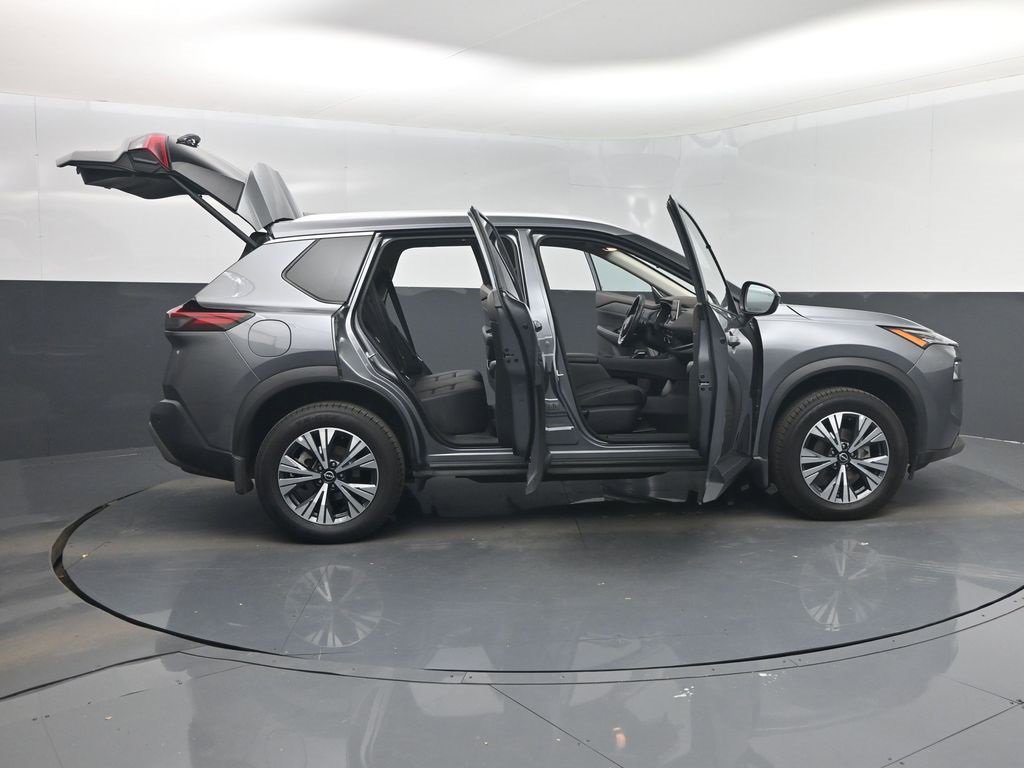 Used 2023 Nissan Rogue SV w/ SV Premium B Package image 50