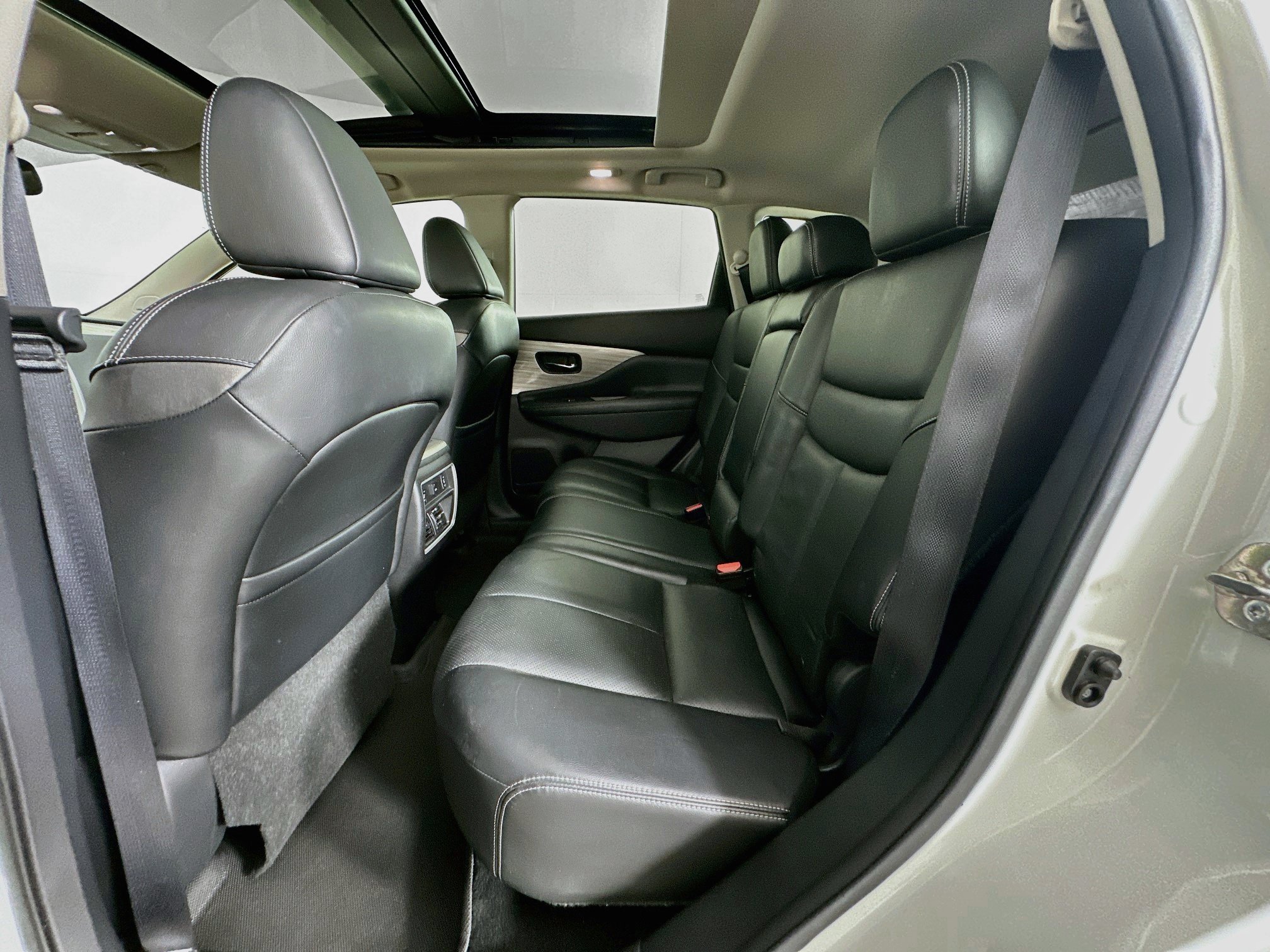 Used 2017 Nissan Murano Platinum w/ Platinum Technology Package AWD/4WD image 29