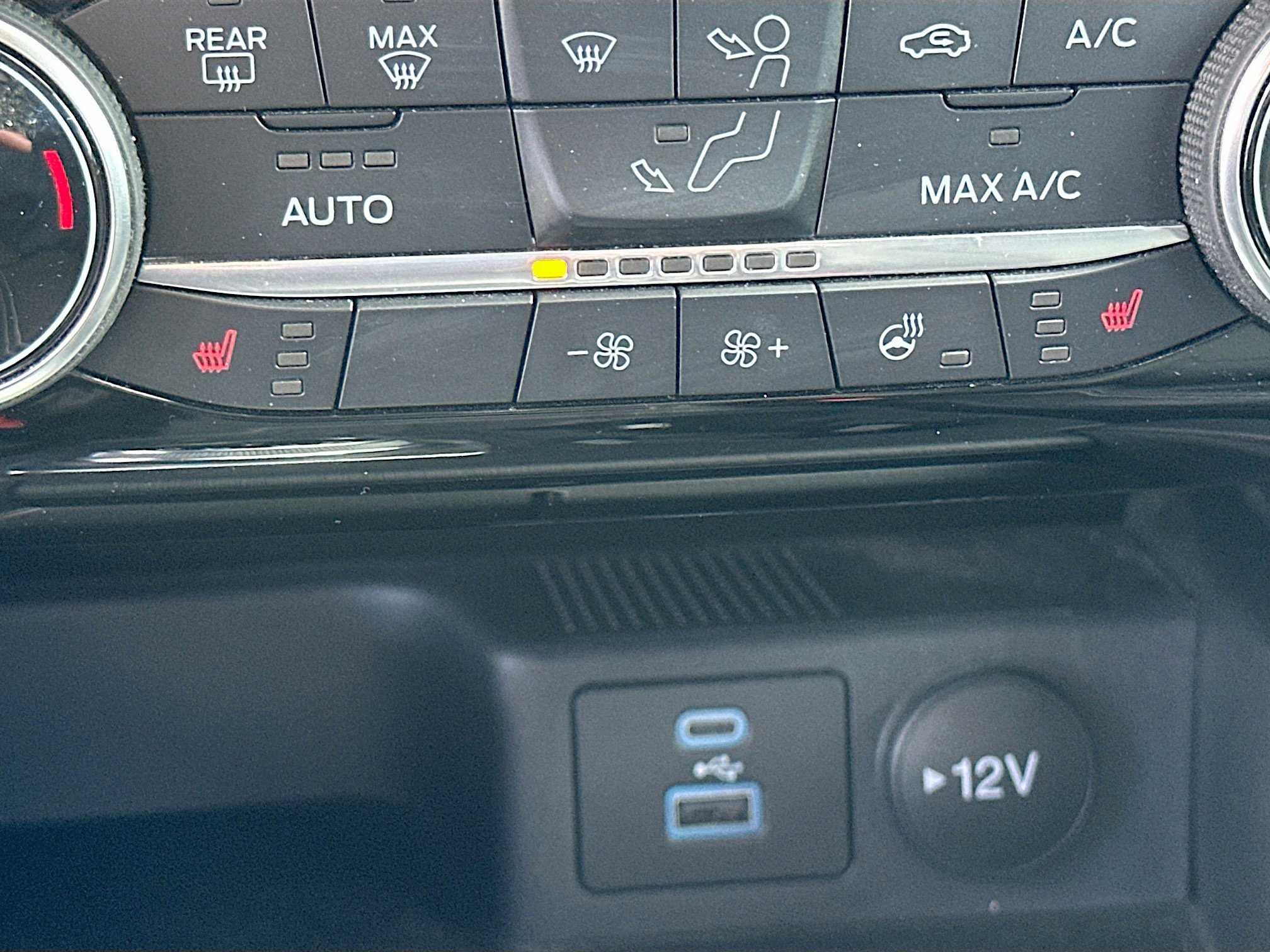 Certified 2022 Ford Escape SEL image 19