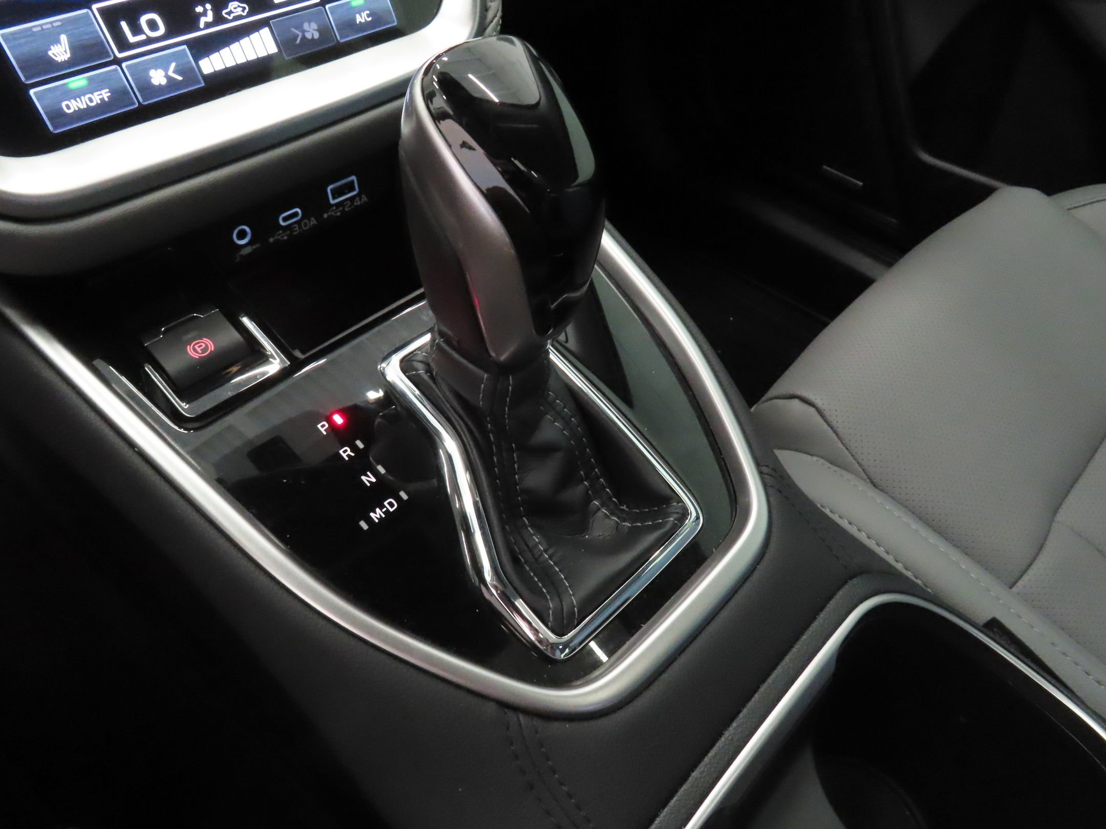 Certified 2025 Subaru Legacy Limited image 18