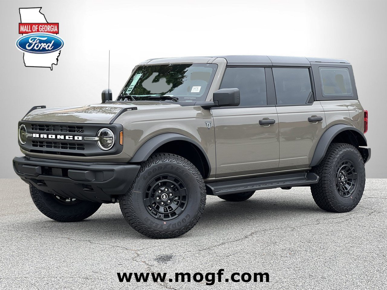 New 2026 Ford Bronco 4-Door w/ Sasquatch Package