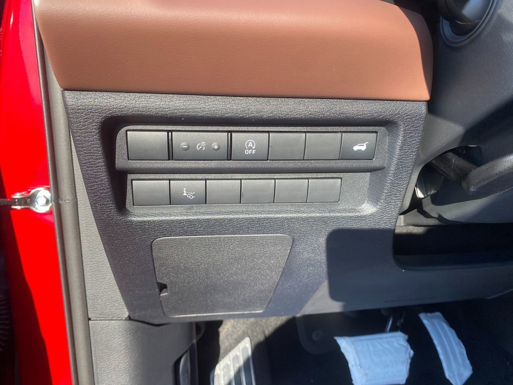 New 2026 Mitsubishi Outlander SEL image 14