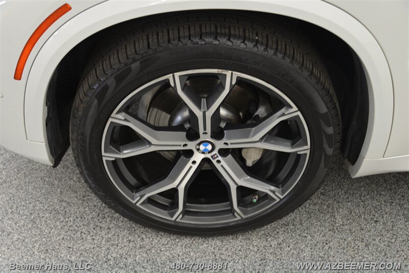 Used 2020 BMW X5 sDrive40i w/ M Sport Package RWD image 51