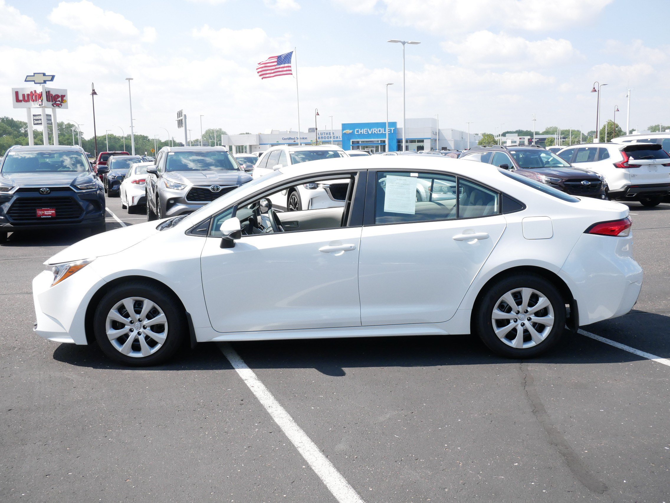 Certified 2026 Toyota Corolla LE FWD image 4