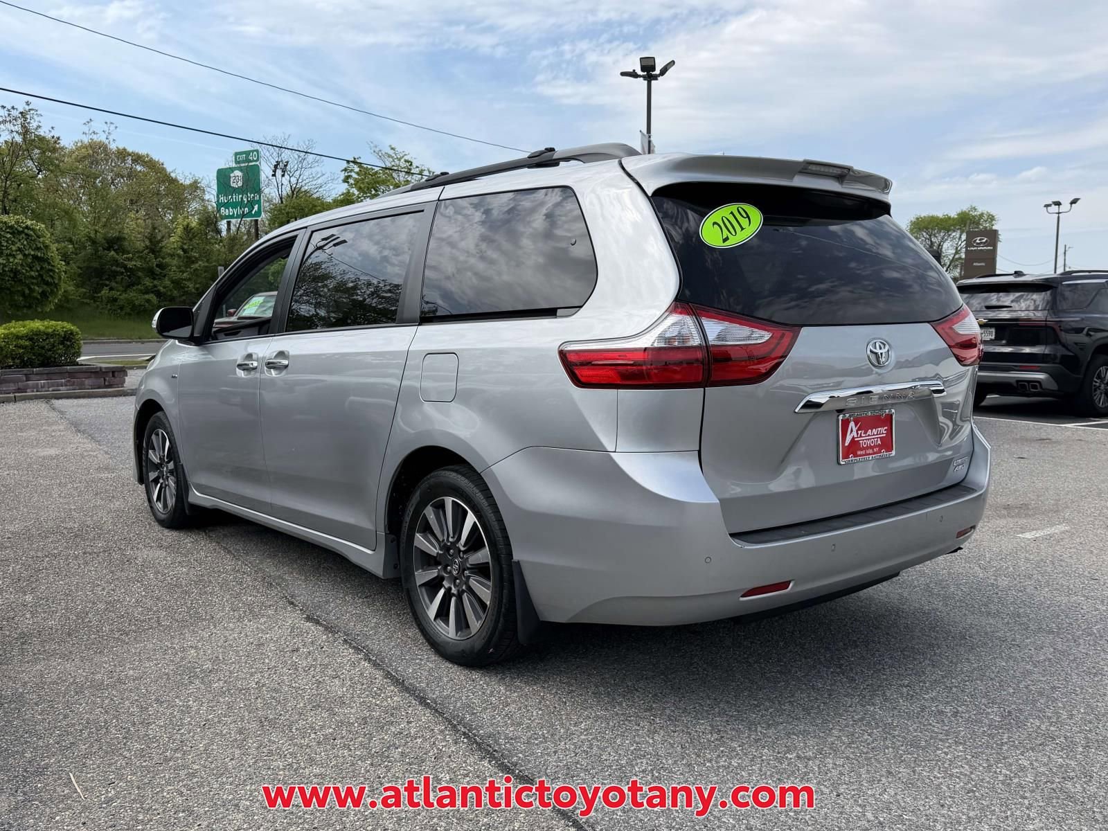 Used 2019 Toyota Sienna Limited Premium AWD/4WD image 8
