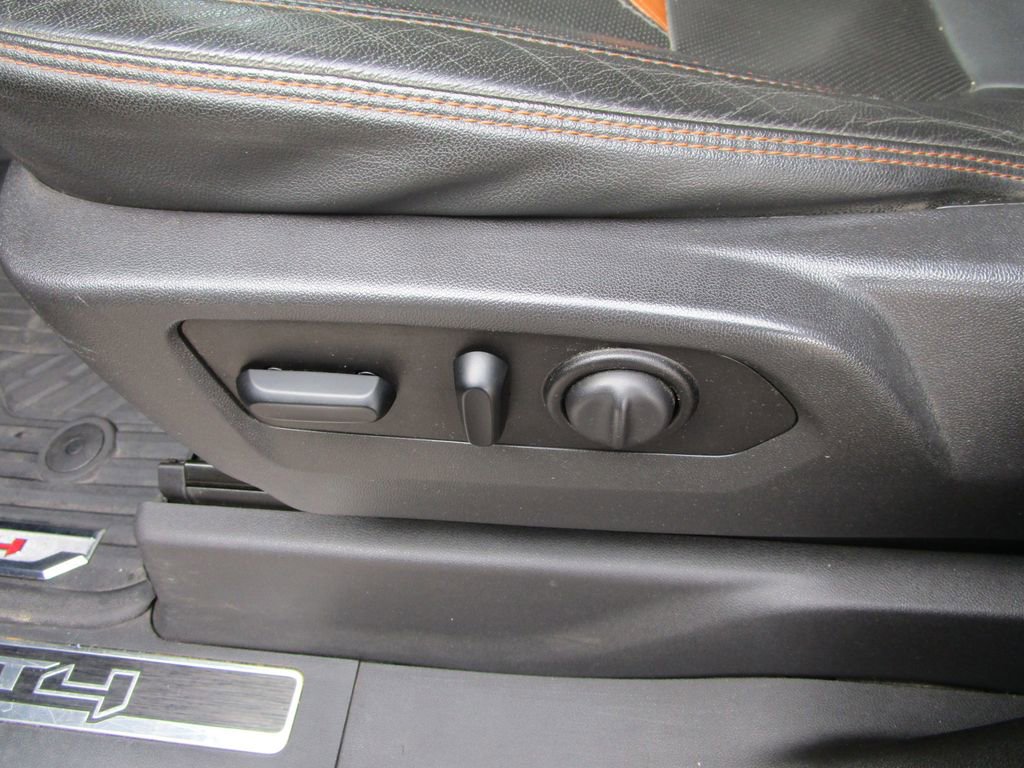 Used 2020 GMC Sierra 1500 AT4 w/ AT4 Premium Package image 28