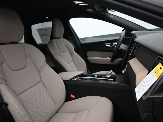 New 2026 Volvo XC60 B5 Plus w/ Protection Package Premier image 36