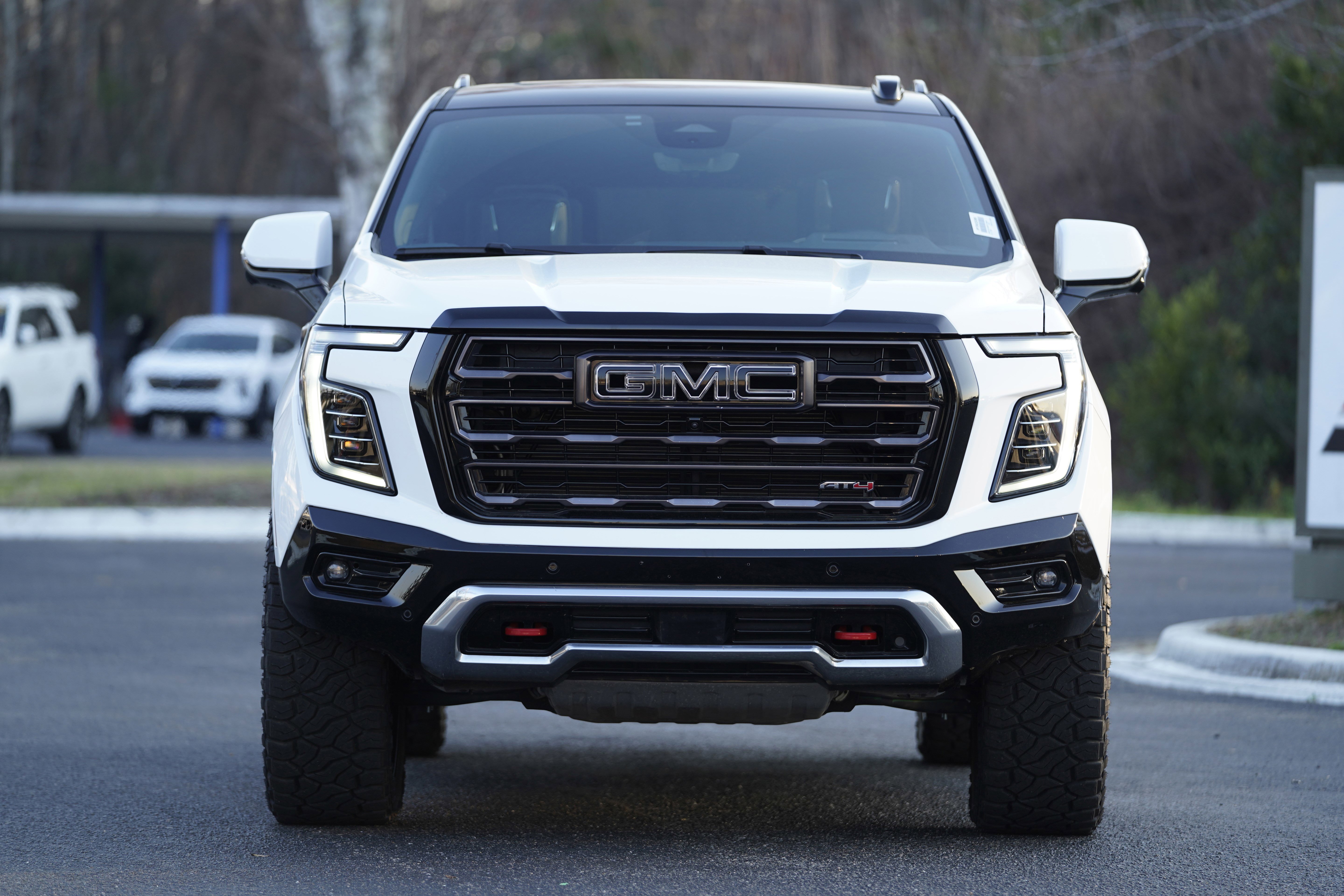 Used 2025 GMC Yukon AT4 Ultimate image 9