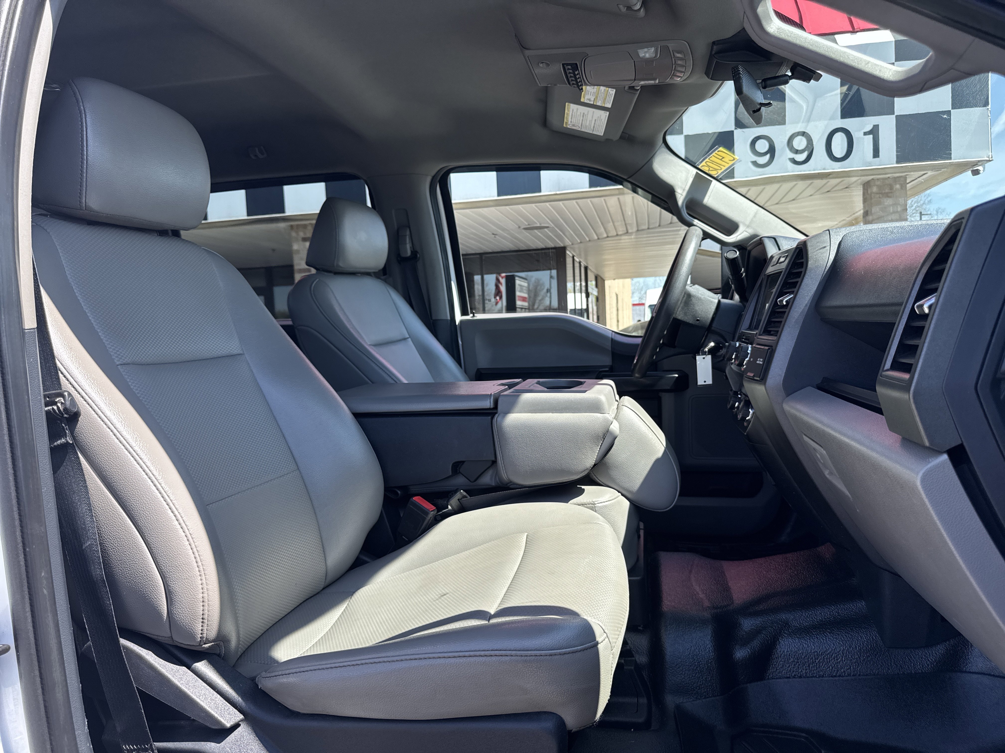 Used 2022 Ford F350 XL w/ STX Appearance Package AWD/4WD image 25