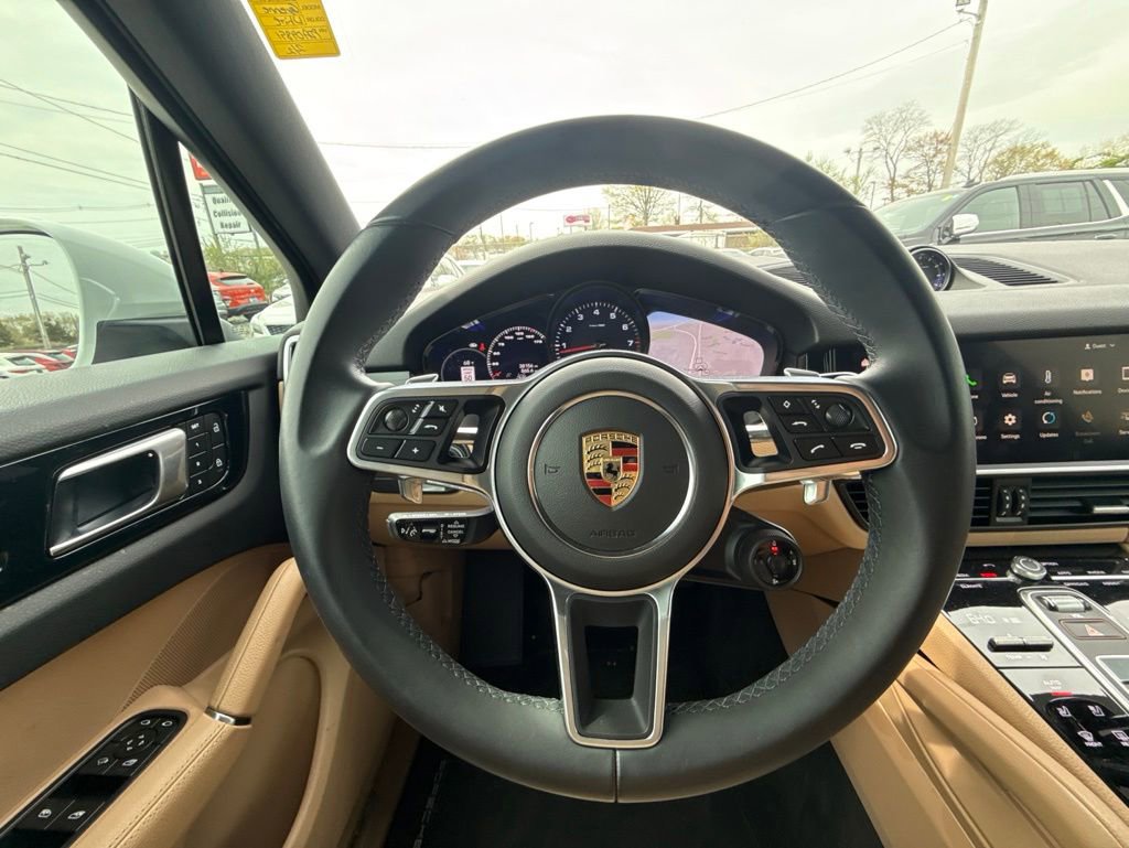 Used 2023 Porsche Cayenne AWD/4WD image 26