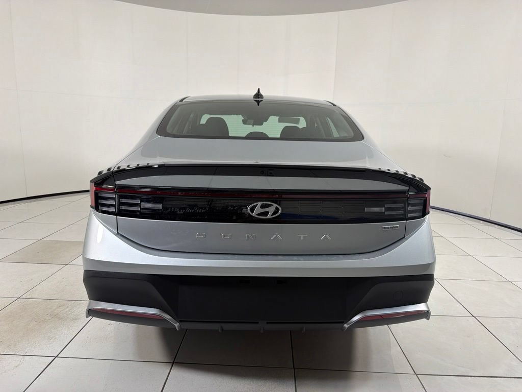 New 2026 Hyundai Sonata Blue FWD image 6