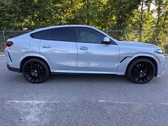 Certified 2024 BMW X6 xDrive40i w/ M Sport Professional Package AWD/4WD image 4