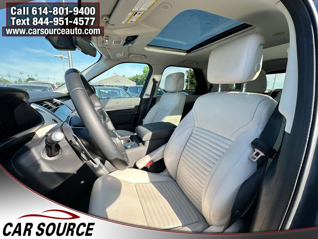 Used 2025 Land Rover Discovery Dynamic SE AWD/4WD image 7