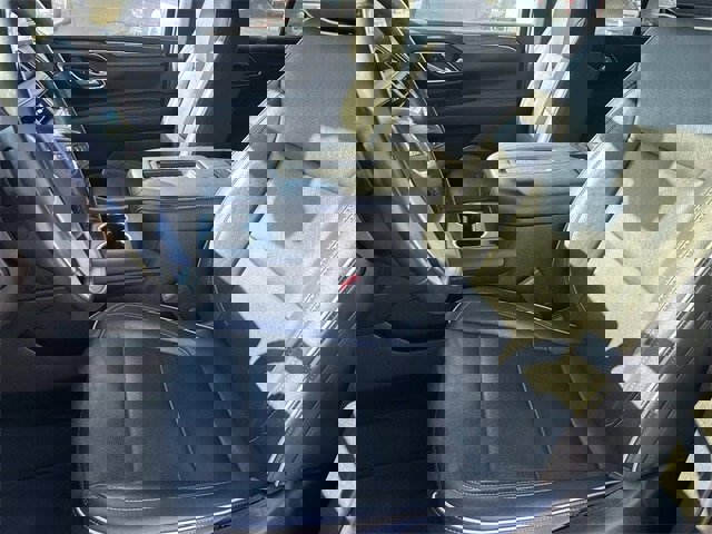 Used 2021 GMC Yukon SLT w/ SLT Premium Package image 26