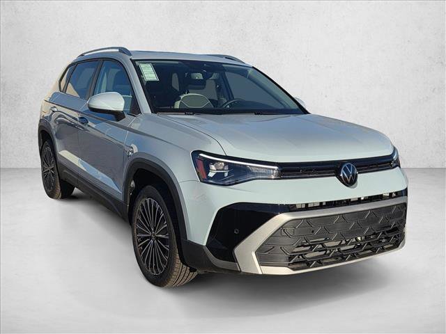 New 2026 Volkswagen Taos SE FWD image 7