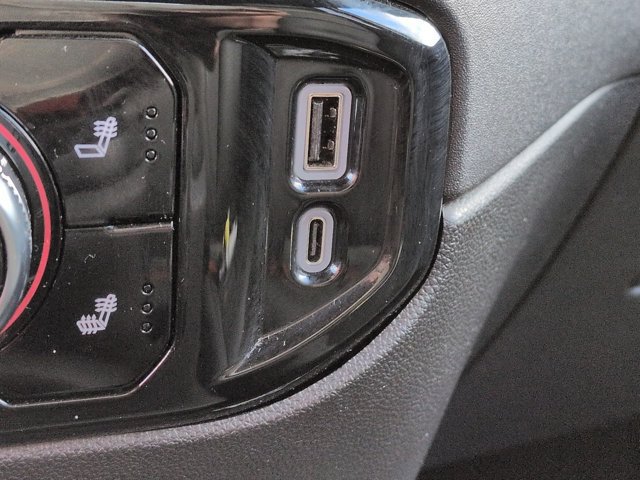 Used 2026 GMC Sierra 1500 SLT RWD image 20