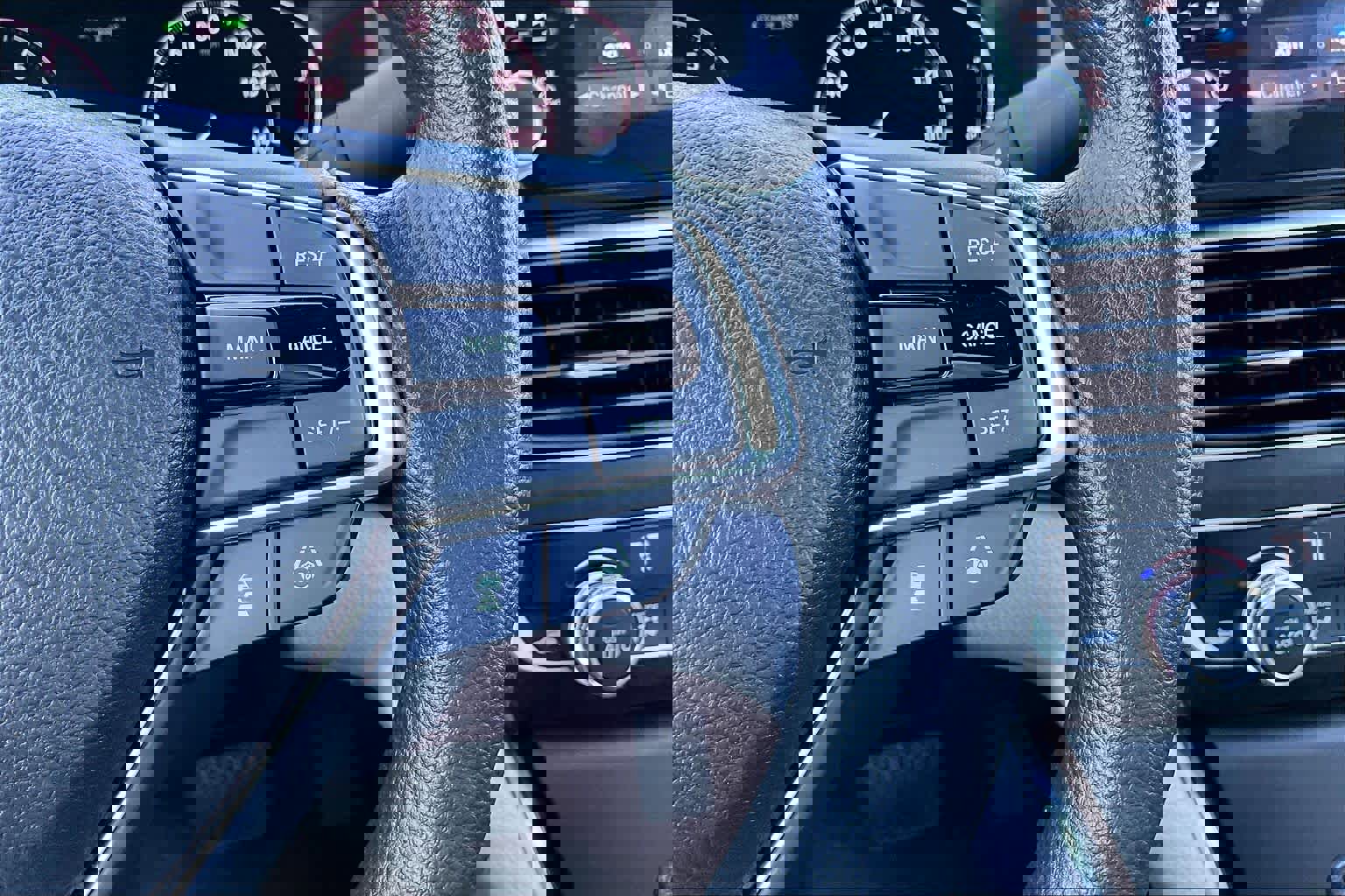 Used 2018 Honda Accord EX image 23