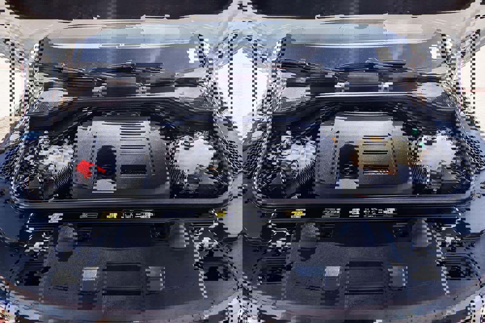 Certified 2025 Land Rover Range Rover Sport SE image 30