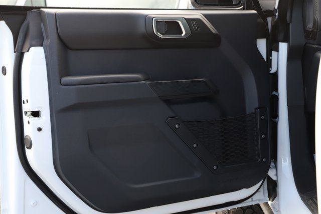 New 2025 Ford Bronco Badlands image 16