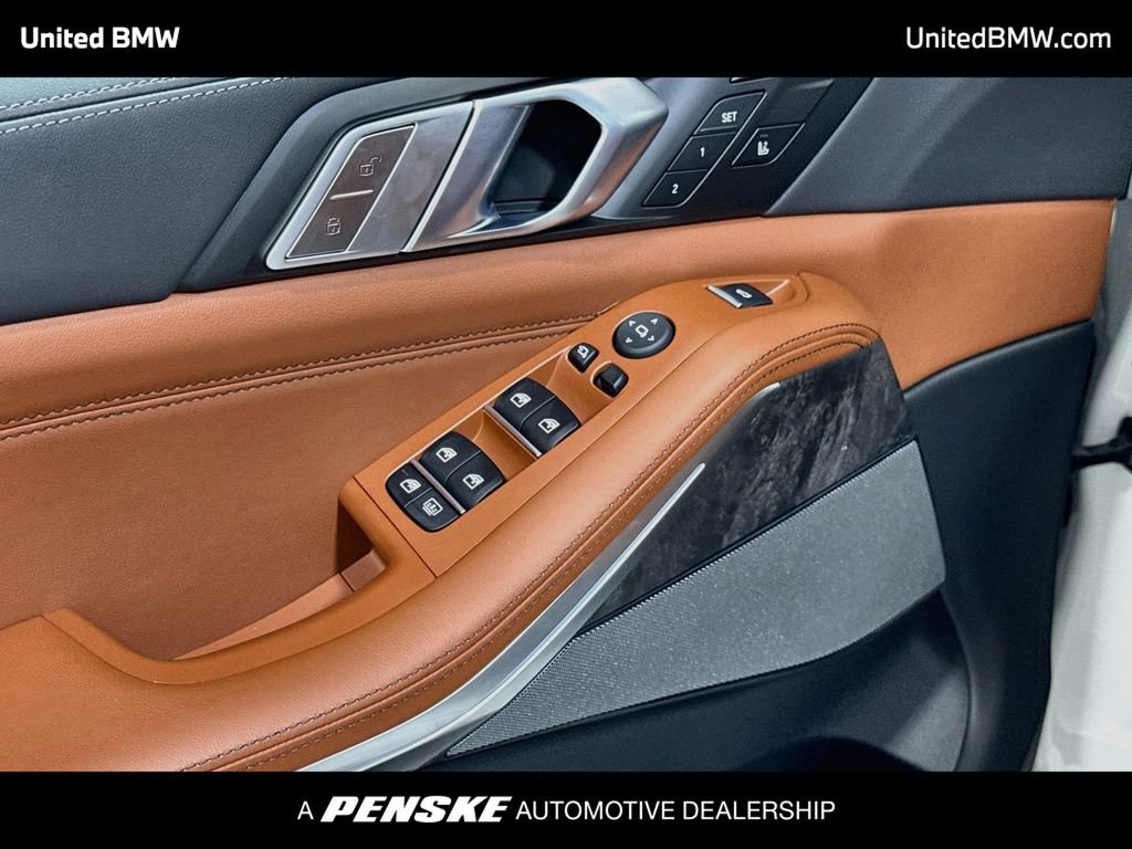New 2027 BMW X7 xDrive40i w/ M Sport Package AWD/4WD image 10