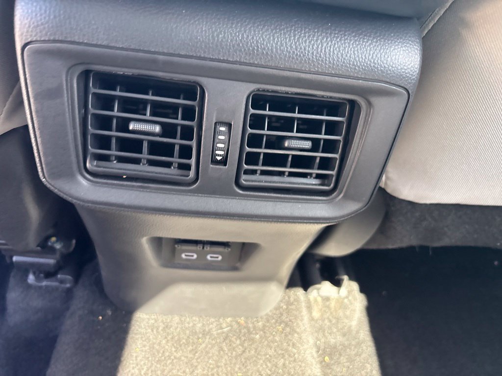 Used 2025 Toyota RAV4 XLE w/ Convenience Package FWD image 16