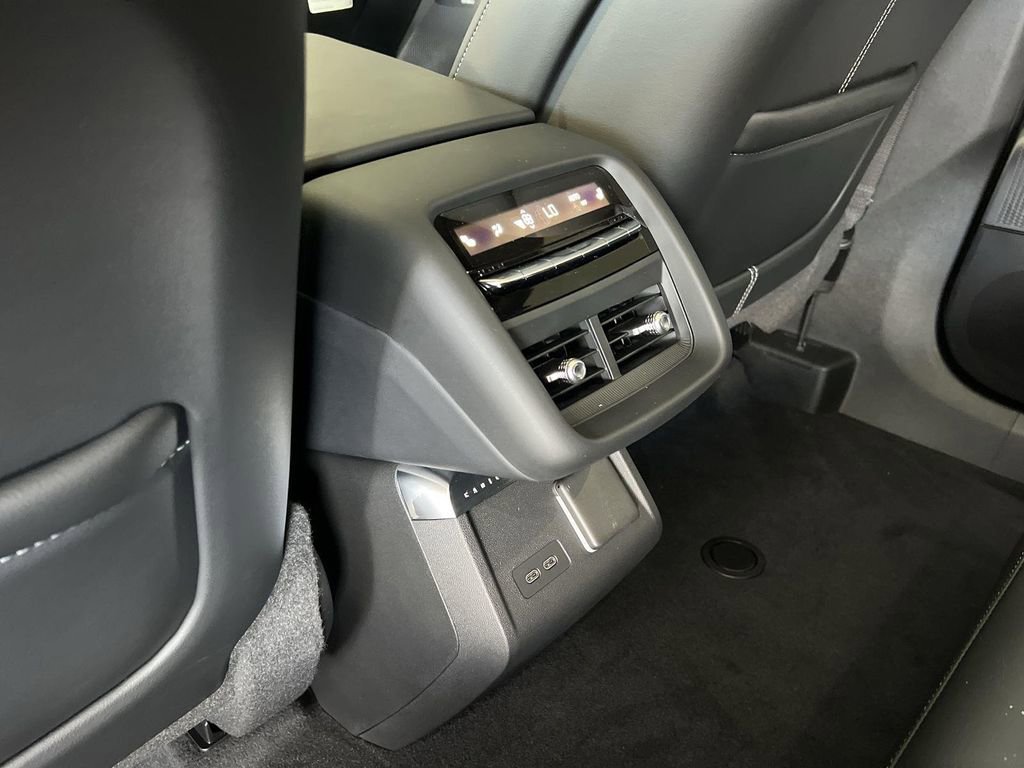 New 2026 Cadillac Lyriq V image 30