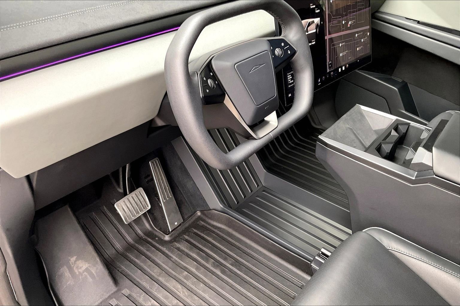 Used 2024 Tesla Cybertruck Cyberbeast image 17