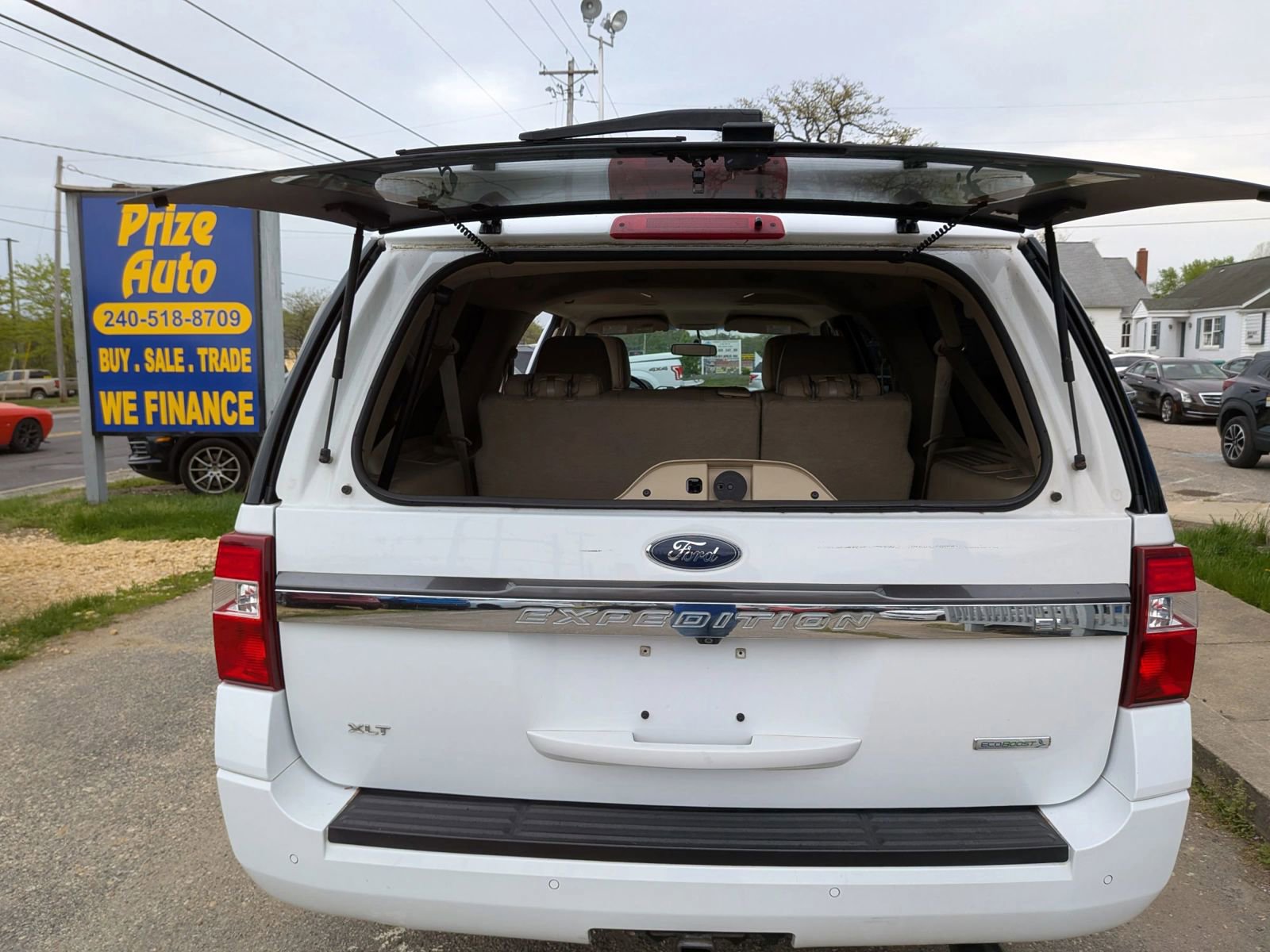 Used 2017 Ford Expedition EL XLT w/ Equipment Group 202A image 30